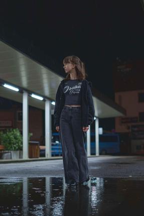 Girl in the Rain 4